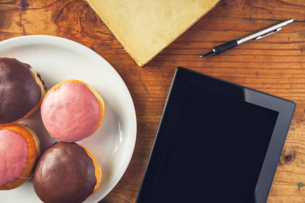 How Sampling Unfamiliar Flavors Rewires Your Creative Thinking