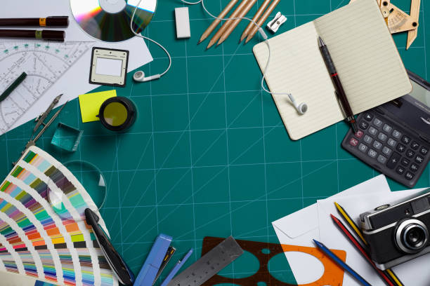 The Diagonal Desk Strategy: How a Simple Angle Shift Sparks New Ideas